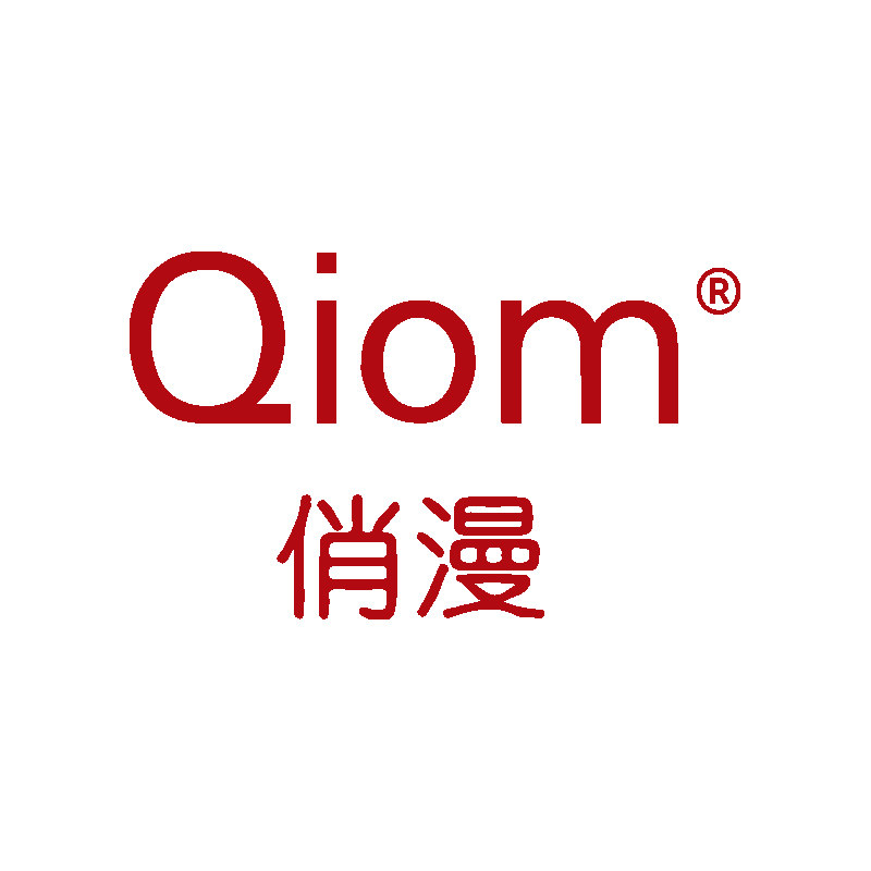 qiom俏漫美妆店